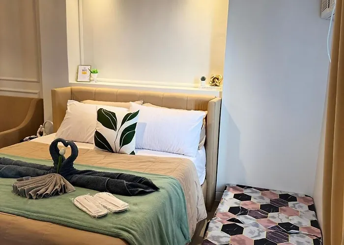 Cozy Staycation Venice With Balcony Mckinley Near Bgc * Manila