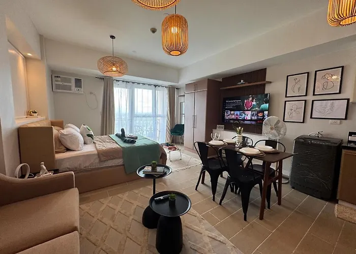 Apartment Cozy Staycation Venice With Balcony Mckinley Near Bgc Manila