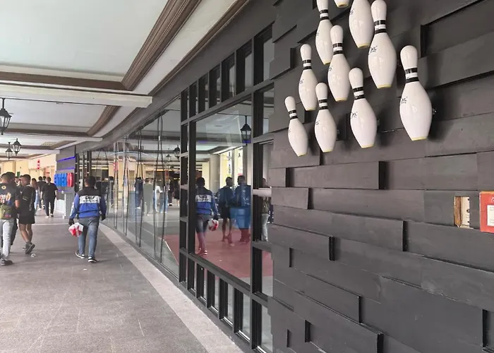 Apartment Cozy Staycation Venice With Balcony Mckinley Near Bgc *